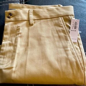 New Old Navy Khaki pants size 34x30